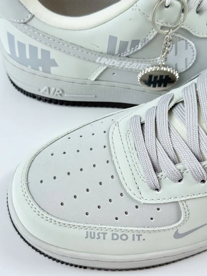 Nike Air Force 1 Low 07 x UNDEFEATED White Grey Swoosh