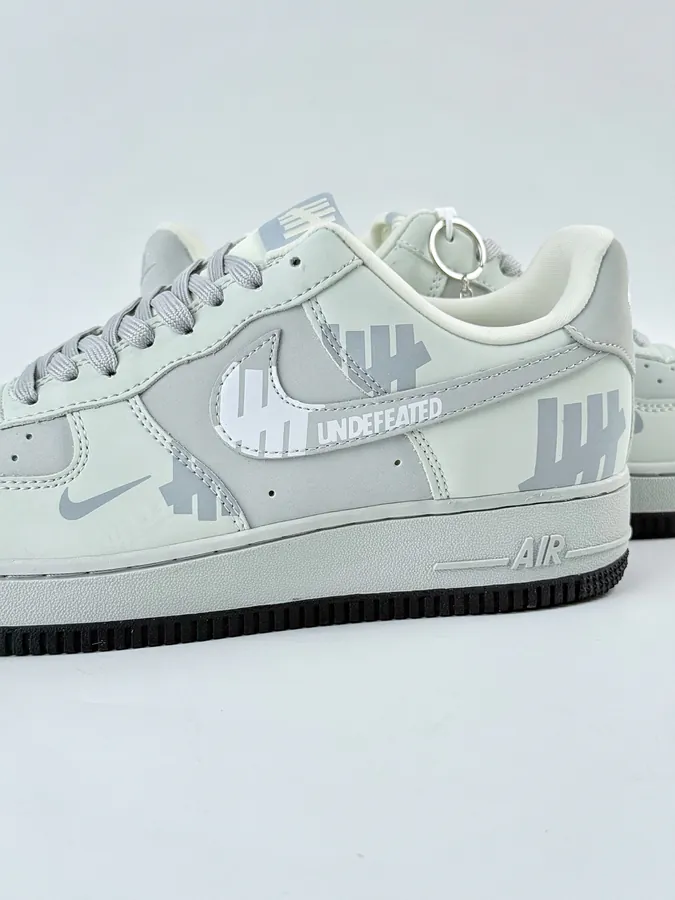 Nike Air Force 1 Low 07 x UNDEFEATED White Grey Swoosh