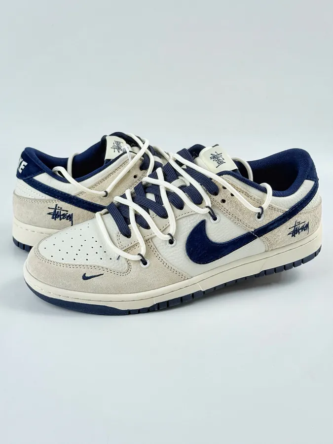 Nike SB Dunk Low x Stussy Brown White Blue Swoosh