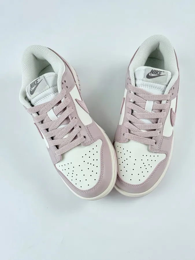 NIKE SB Dunk Low Purple White