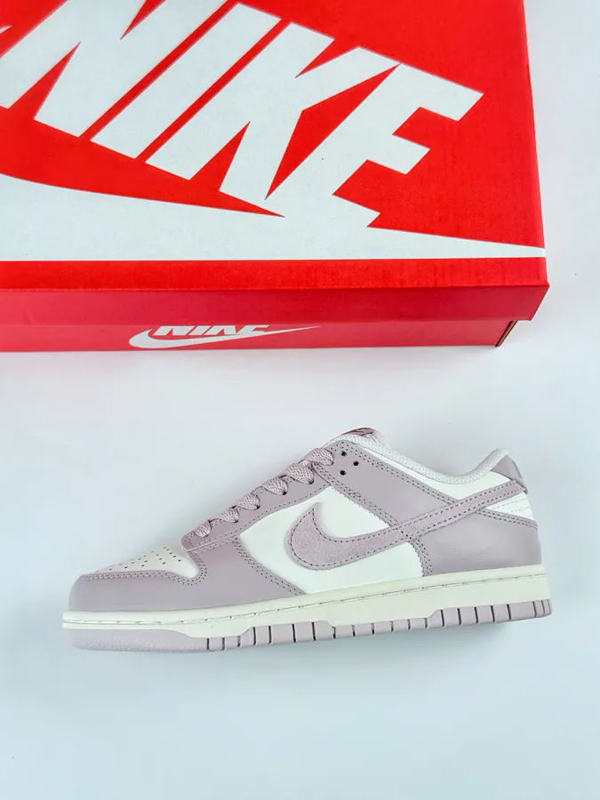 NIKE SB Dunk Low Purple White