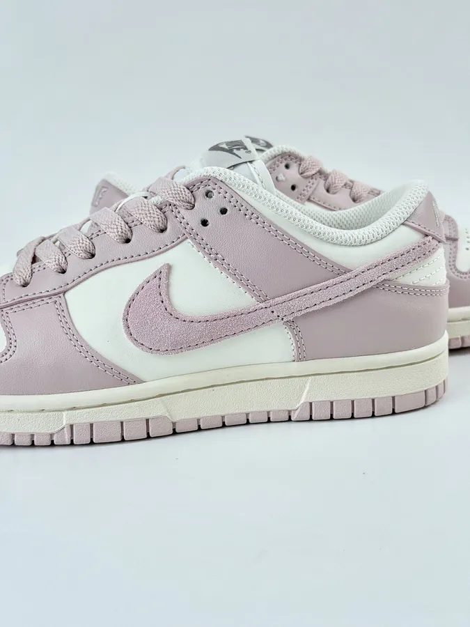 NIKE SB Dunk Low Purple White