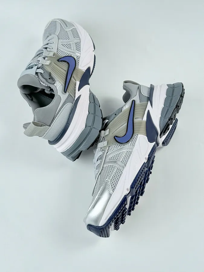 NIKE V2K Runtekk Silver Blue