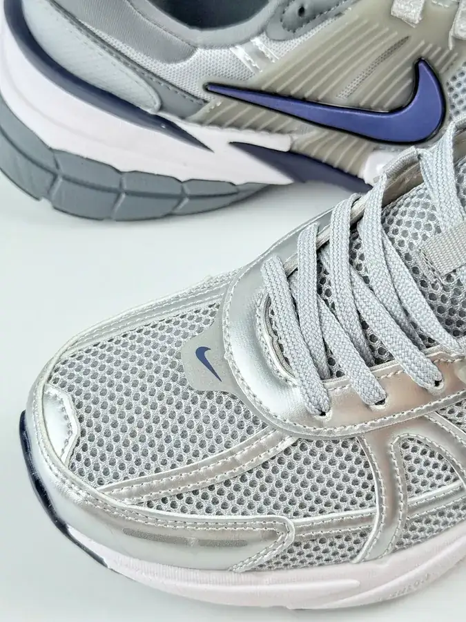 NIKE V2K Runtekk Silver Blue