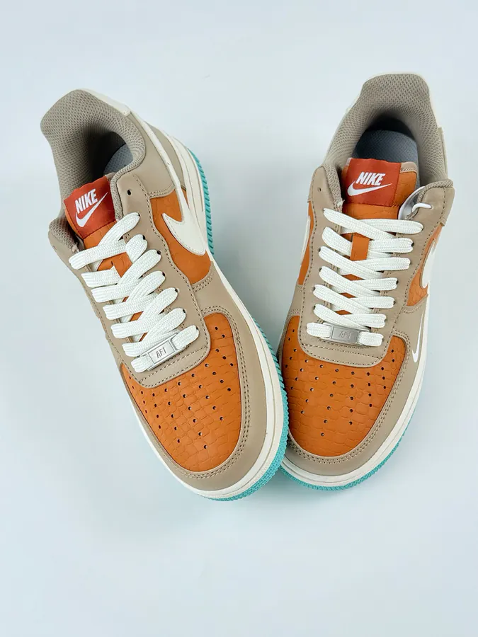 Nike Air Force 1 Low OG Version