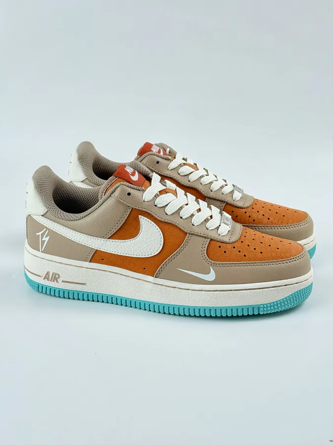 Nike Air Force 1 Low OG Version