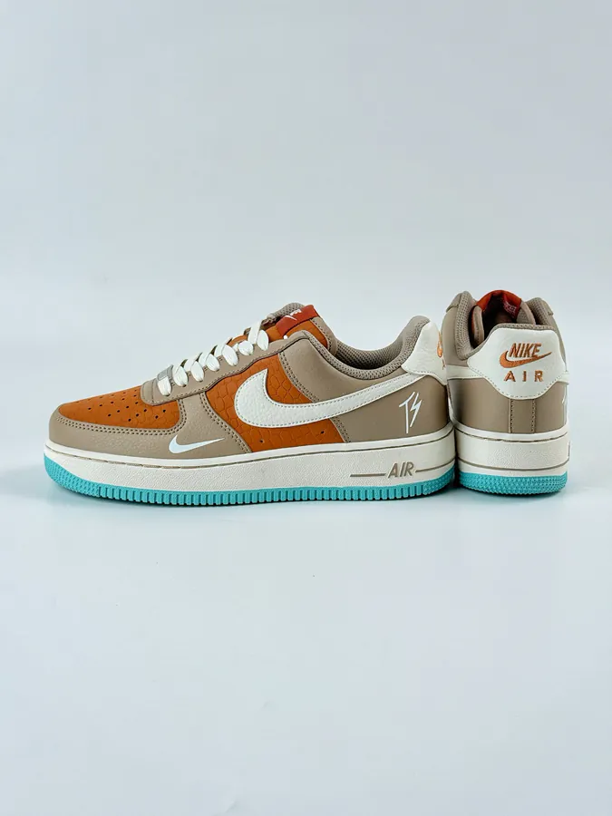 Nike Air Force 1 Low OG Version