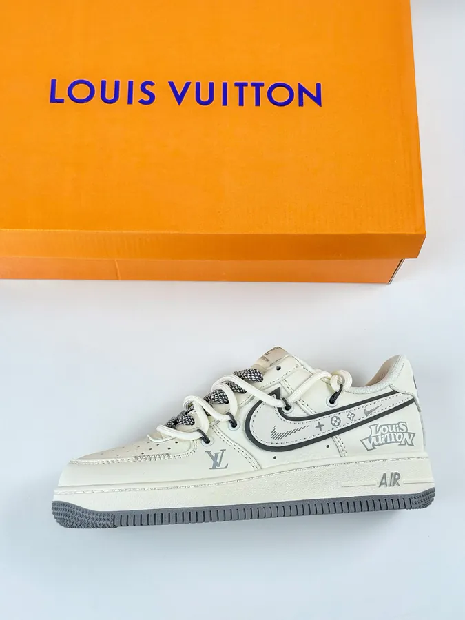 Nike Air Force 1 Low 07 x Louis Vuitton Vintage Style
