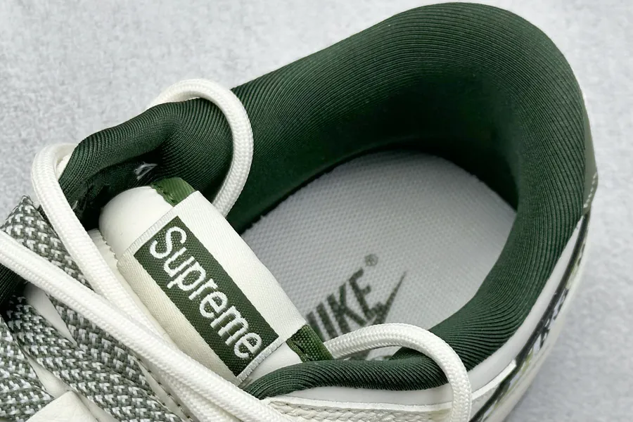 Nike SB Dunk Low Sup联名 低帮休闲板鞋