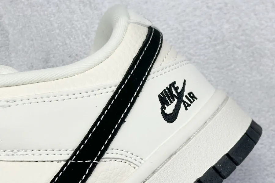 OG Version XC Nike SB Dunk Low