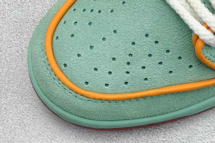 Nike Dunk SB Dunk Low Shenron OG Edition