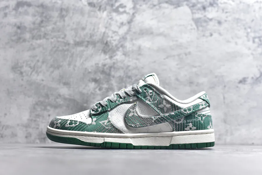 Nike SB Dunk Low LV Custom Edition Premium Custom Box, Clean Material, Perfect Details