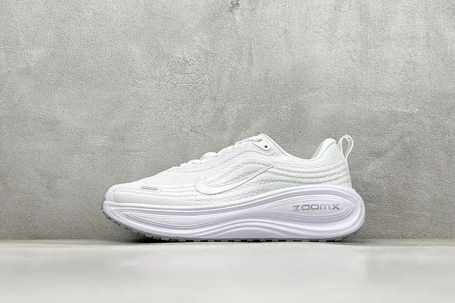 Nike Air Zoom Vomero PLUS Exclusive Original
