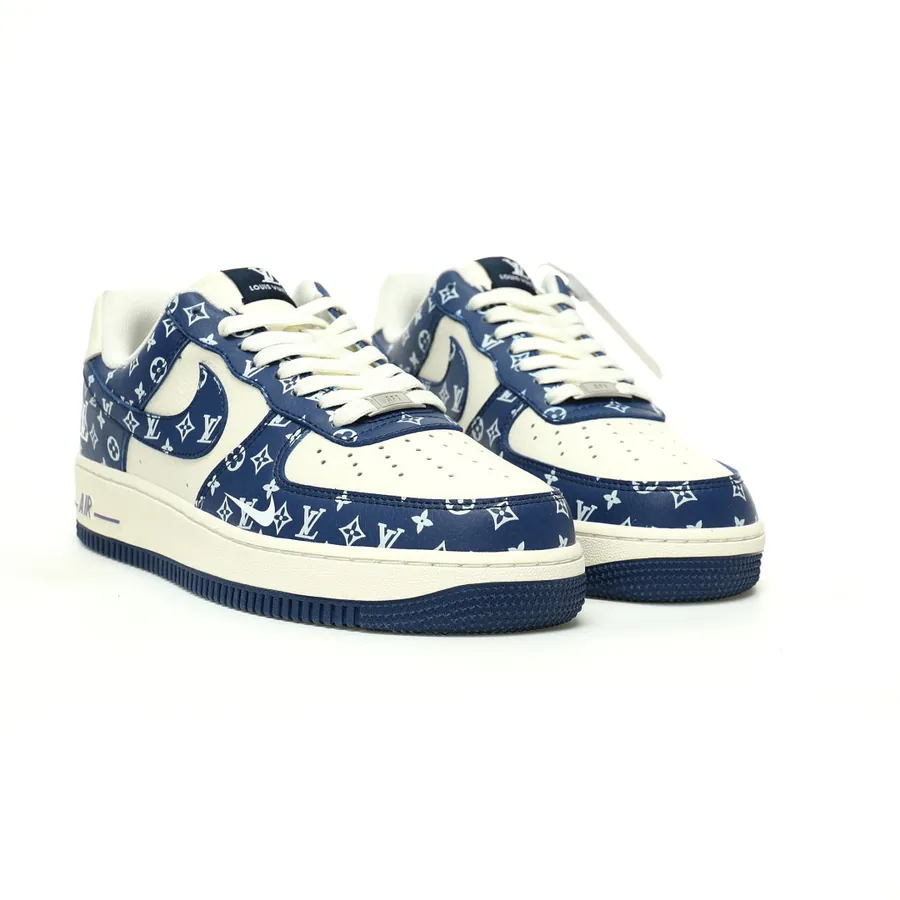 Louis Vuitton x Air Force 1 07 8 Low Monogram Classic Sneaker