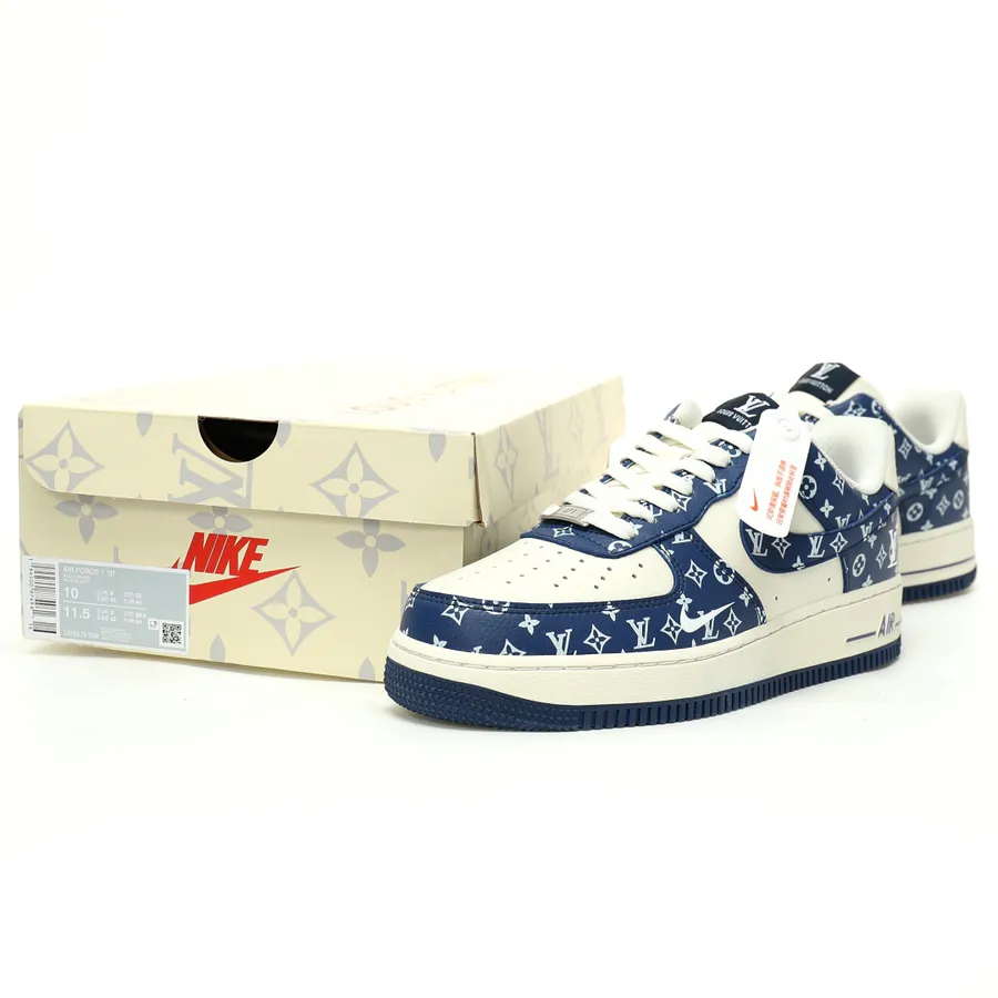 Louis Vuitton x Air Force 1 07 8 Low Monogram Classic Sneaker