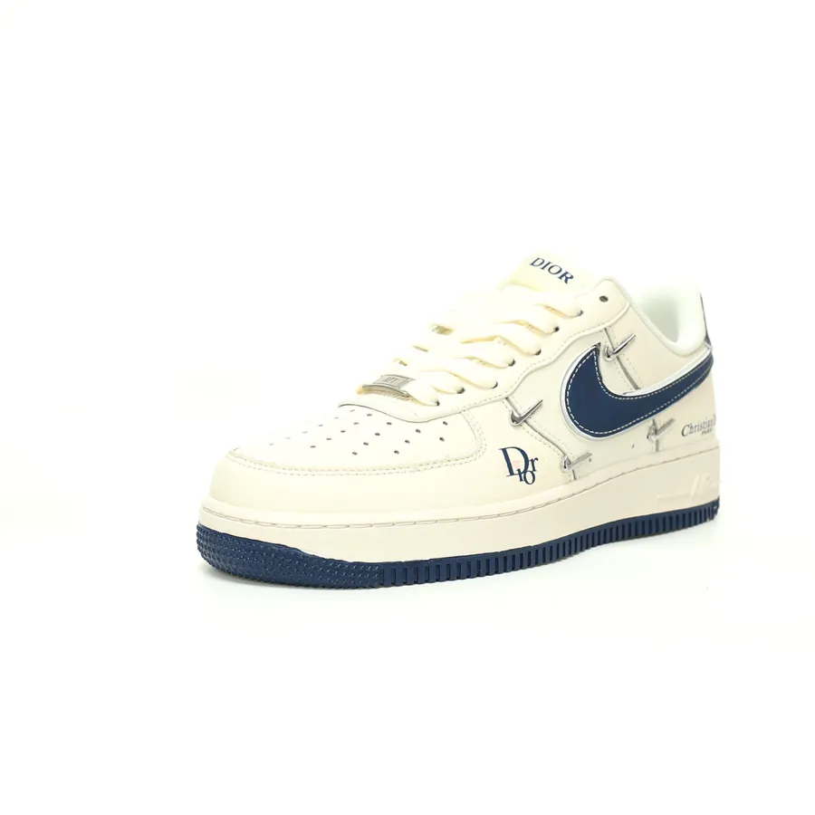 Air Force 1'07 8 Low Men's and Women's Sneakers