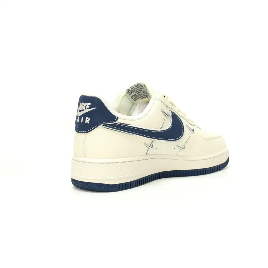 Air Force 1'07 8 Low Men's and Women's Sneakers