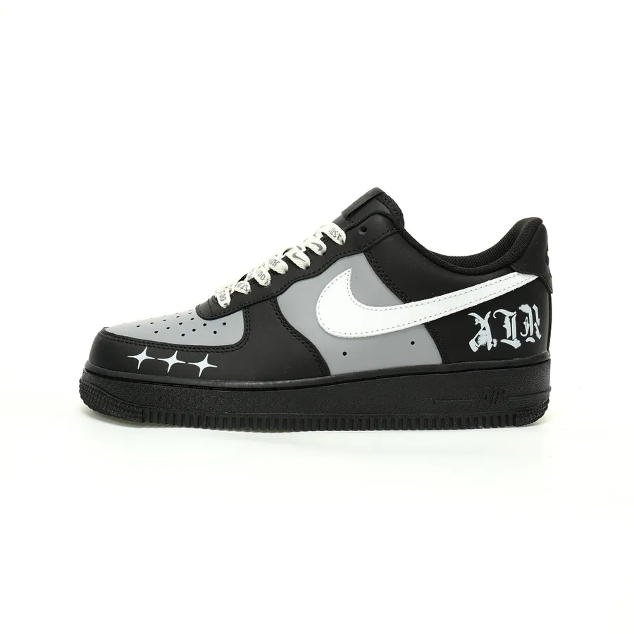 AF1 07 Low Classic Low Sneaker with Grained Calfskin