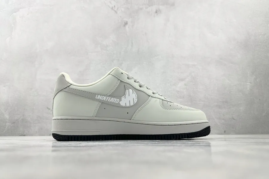 Nike Air Force 107 UNDEFEATED Collaboration