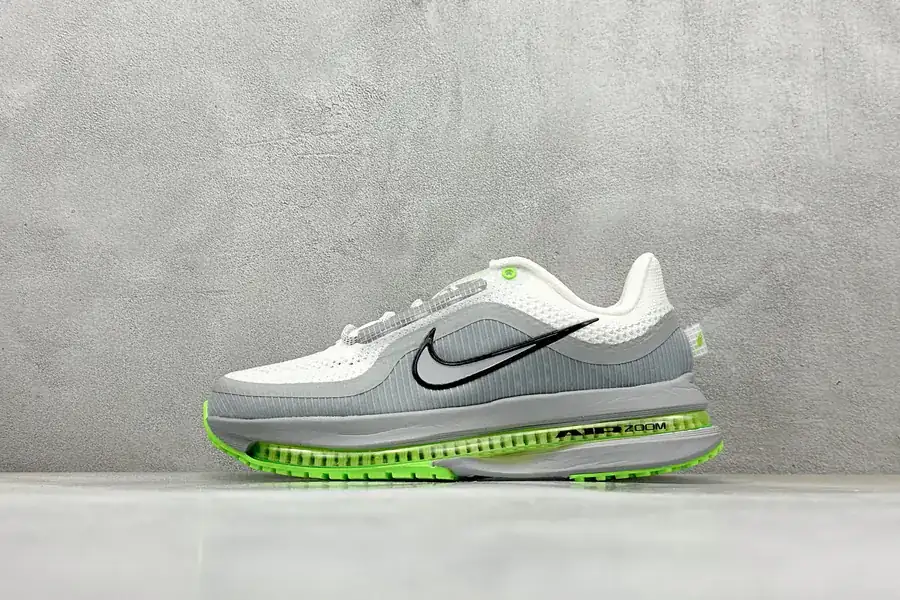 I8 Nike Pegasus Premium Low Top Running Shoes