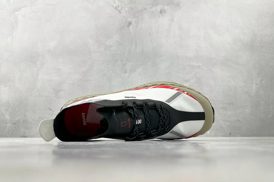 Ray Zahab x NORDA 001 White Red