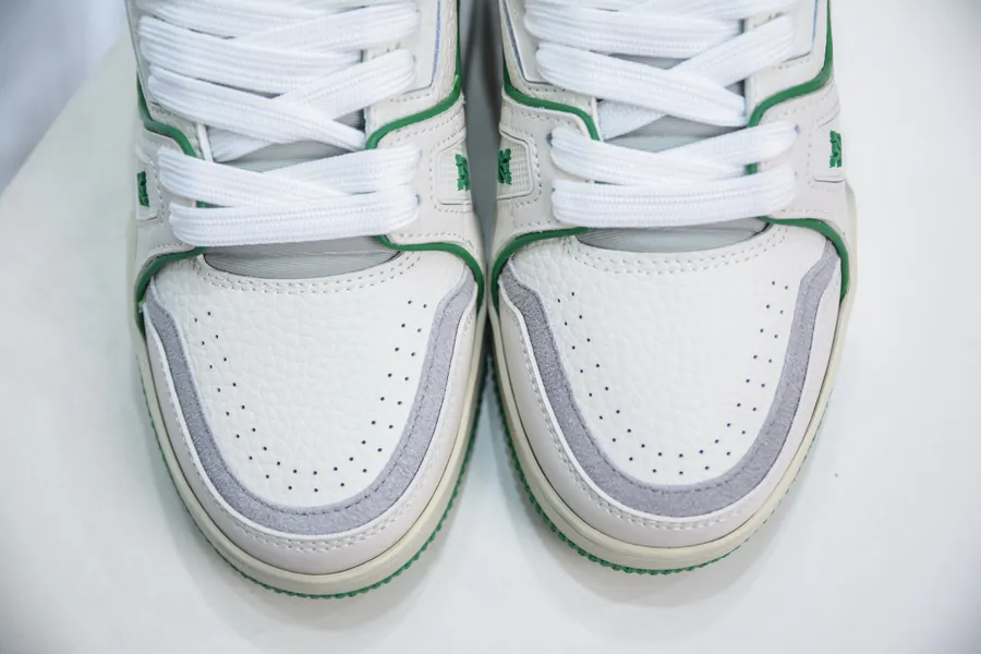LV Trainer Premium Authentic Design