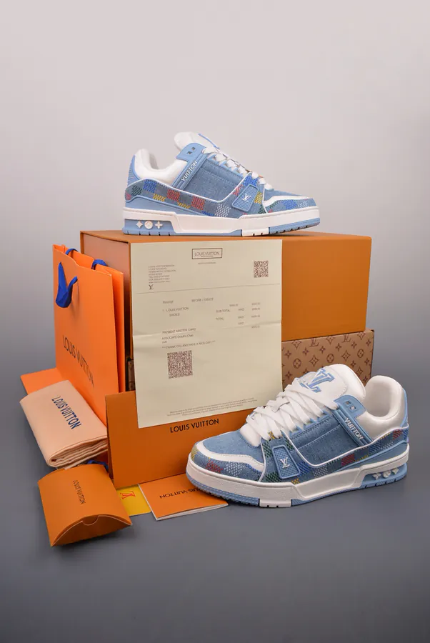 LV Trainer Limited Collaboration Exclusive Company Edition