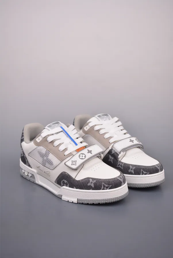 LV 2021s Trainer Limited Collaboration