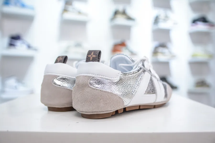 LV Sneakerina 2025 Early Spring Release Ballet Flat with Sacchetto Craftsmanship
