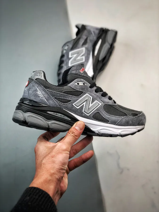 United Arrows x New Balance 990 V3 Deep Gray