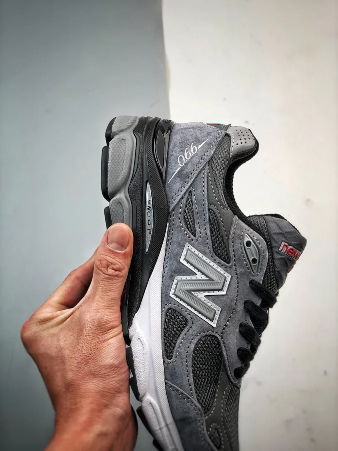 United Arrows x New Balance 990 V3 Deep Gray