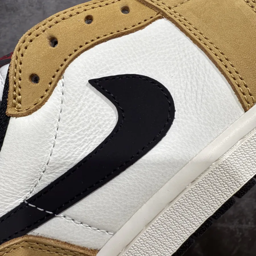 1Q1 Low Men's Cultural Basketball Shoes in White and Brown