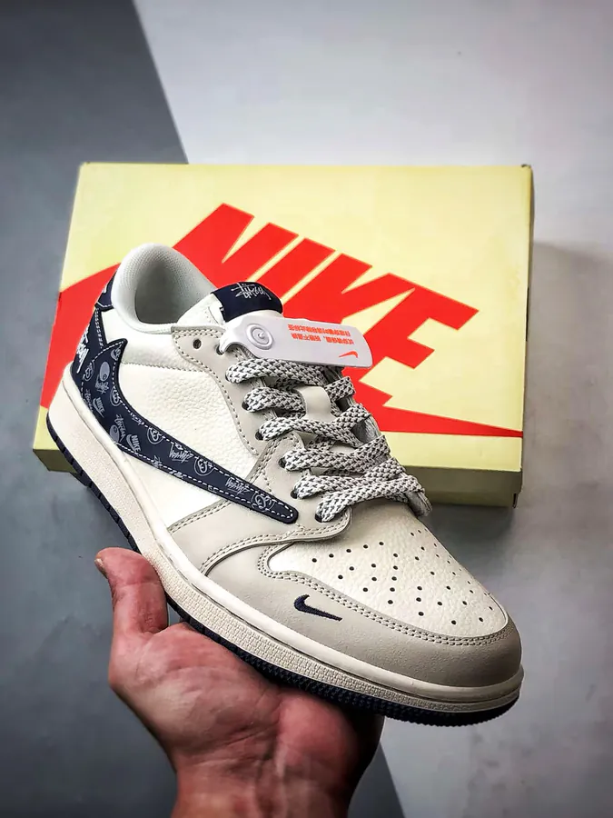 Stüssy Air Jordan 1 Low OG Premium Custom Edition