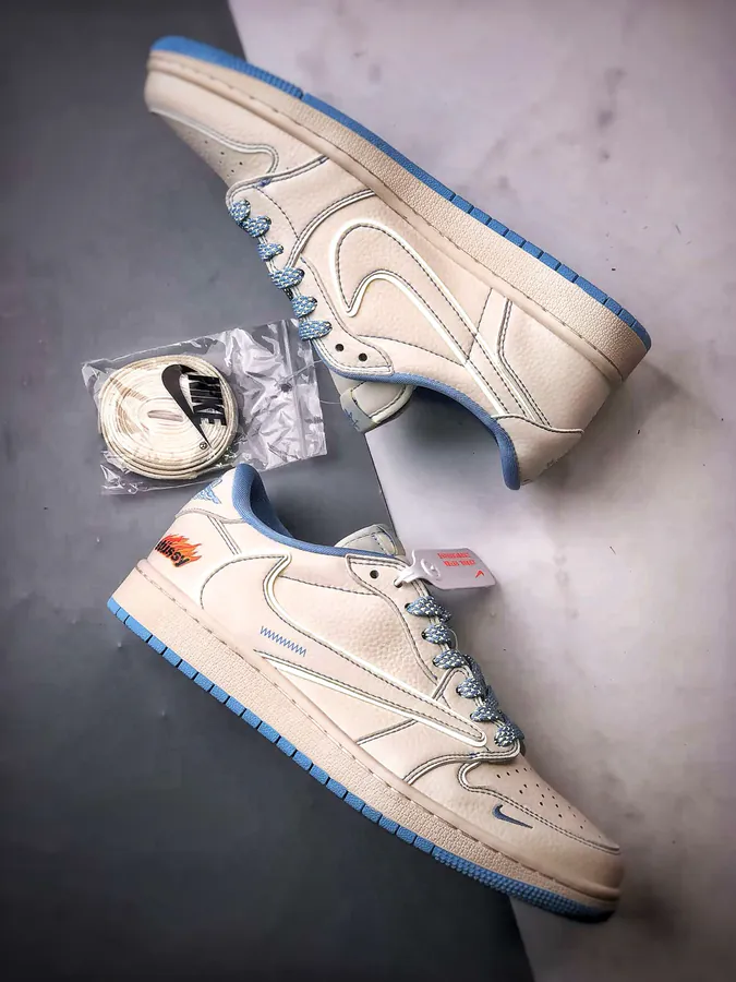 Air Jordan 1 Low OG Stussy White Blue Retro Toe