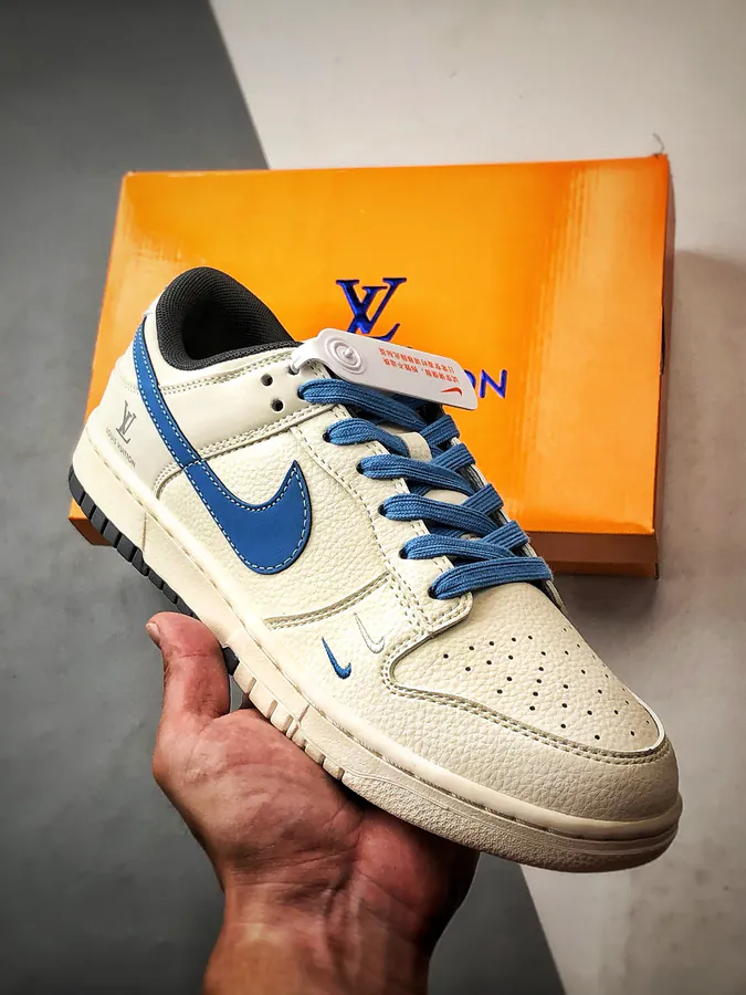LV Retro Dunk Low Exclusive Edition