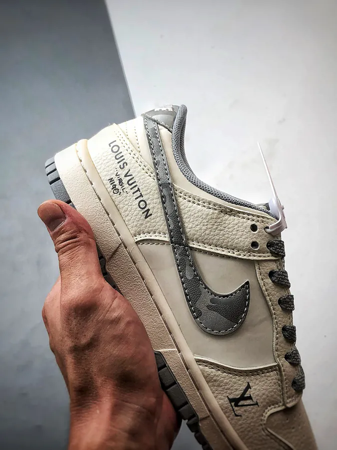 LV Retro Dunk Low DIY Custom Edition