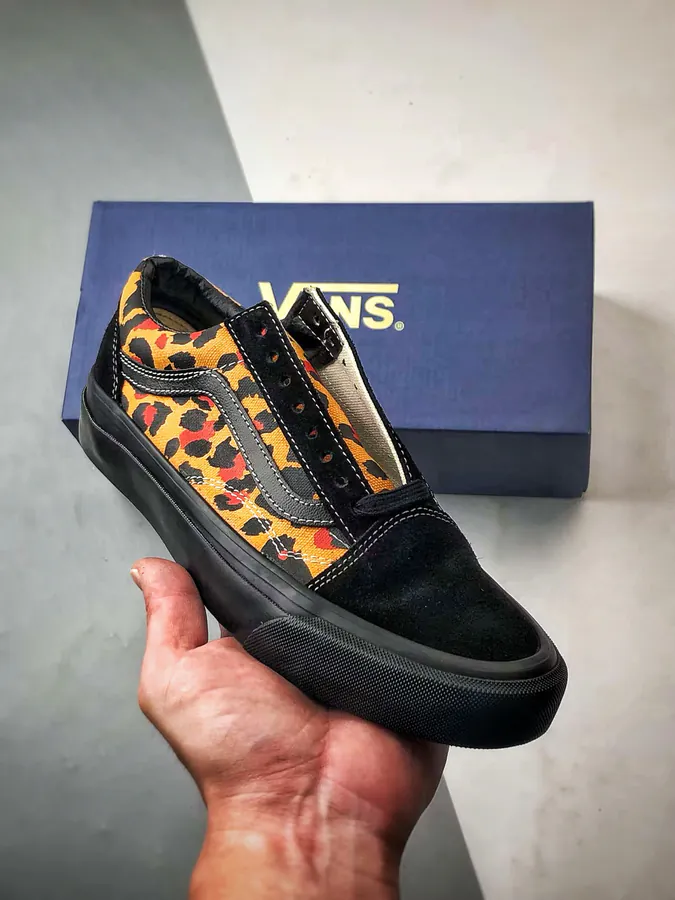 Vans Premium Old Skool Black and Orange
