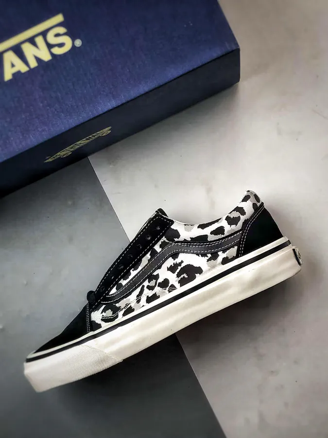 Vans Premium Old Skool Sneaker