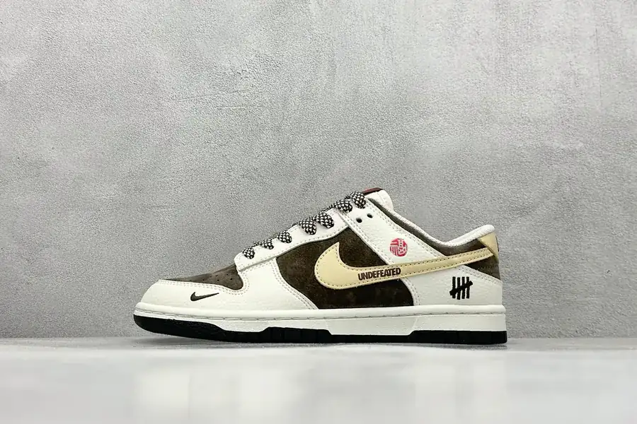 SB Dunk Low UN Collaboration OG Edition