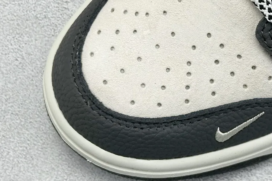 OG Version XC Nike SB Dunk Low BAPE Collaboration Star Print Black Swoosh