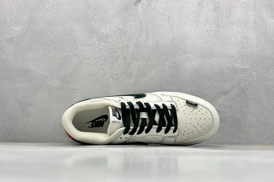 OG Version XC Nike SB Dunk Low x Stussy White Black Red