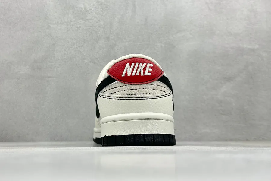 OG Version XC Nike SB Dunk Low x Stussy White Black Red