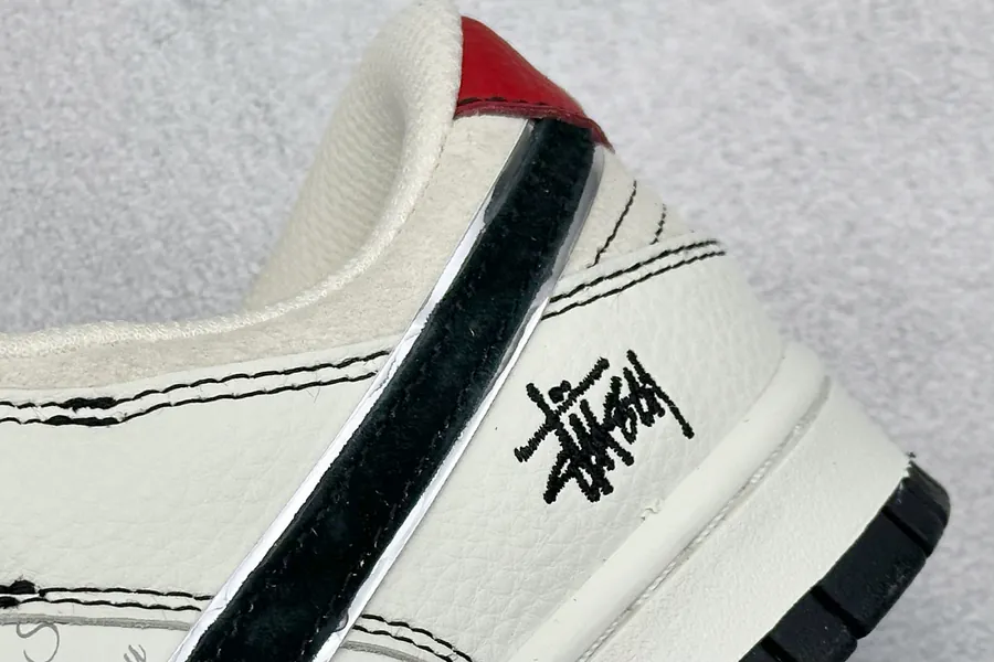 OG Version XC Nike SB Dunk Low x Stussy White Black Red