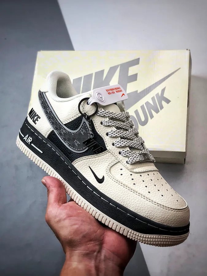 CX Exclusive Air Force 1 07 Low Classic Military Style