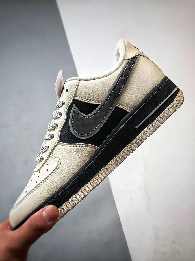 CX Exclusive Air Force 1 07 Low Classic Military Style