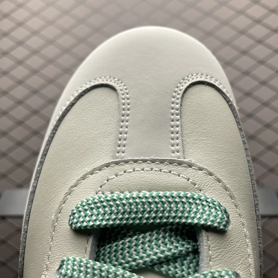 Adi Samba OG Low Sneaker