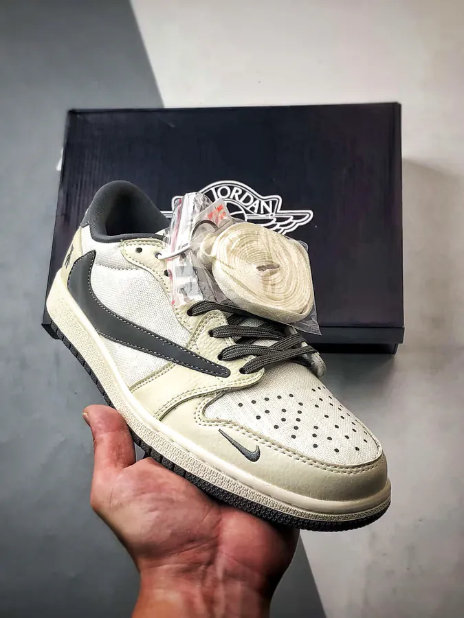 Air Jordan 1 Low OG Premium Custom Edition