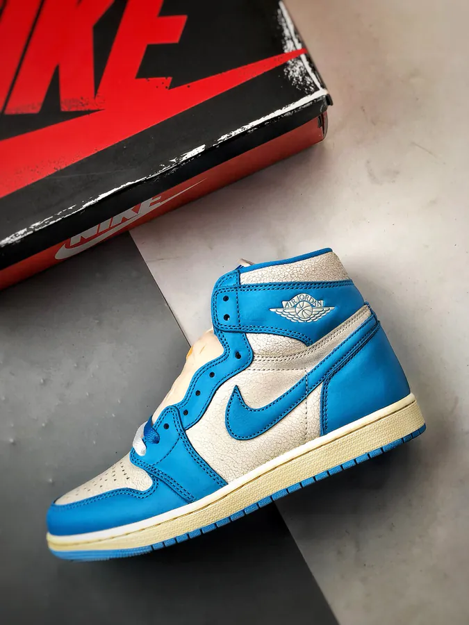 Air Jordan 1 Retro High OG UNC Reimagined