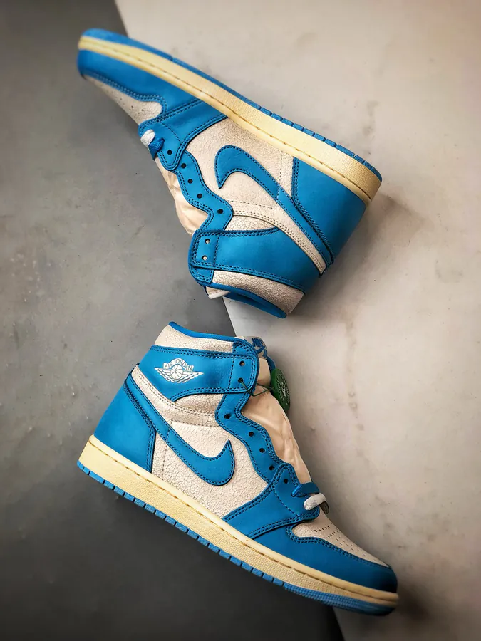 Air Jordan 1 Retro High OG UNC Reimagined