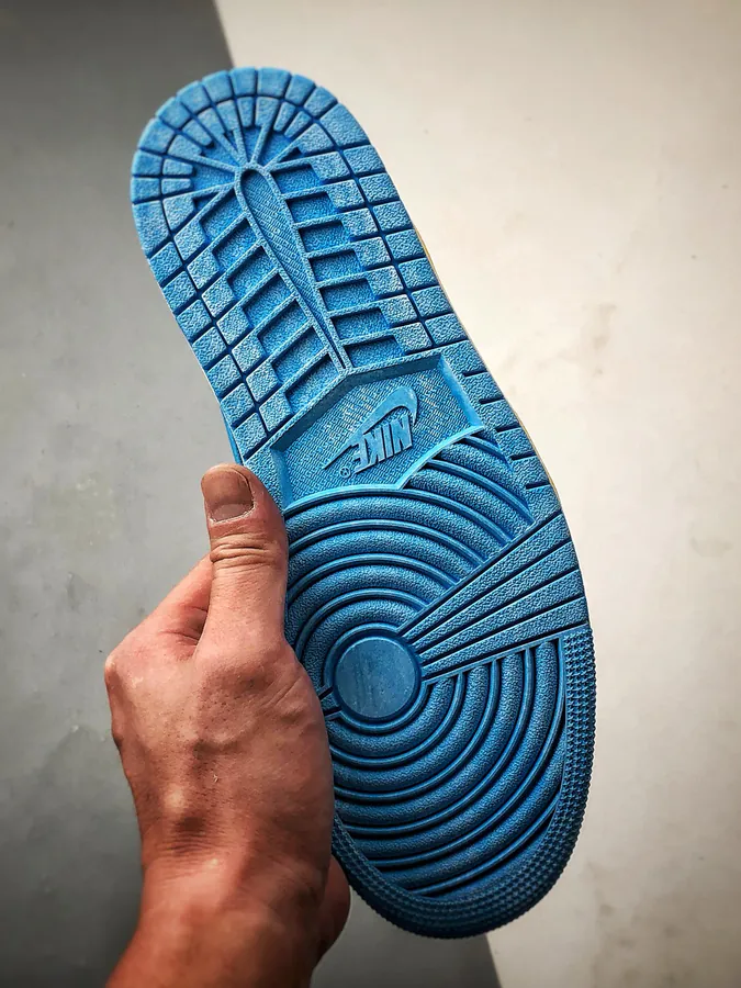Air Jordan 1 Retro High OG UNC Reimagined